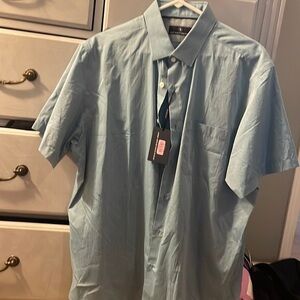 Men's Light Blue Short Sleeve Shirt